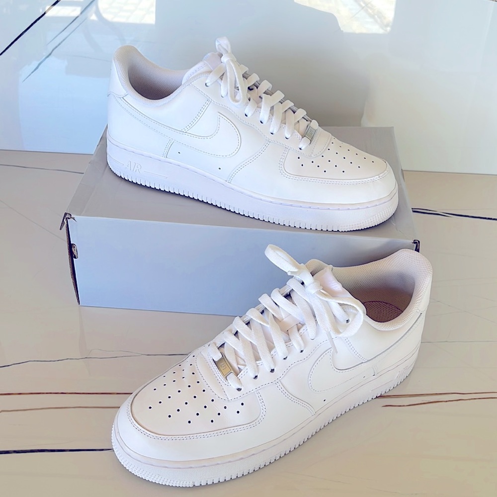 Nike Air Force 1 '07 White Sneakers Size: 13
